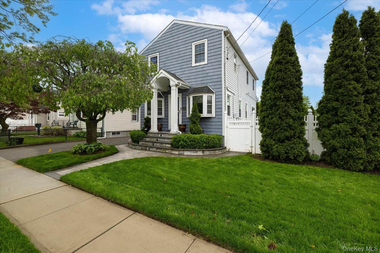 582 Washington Avenue - Photo 1