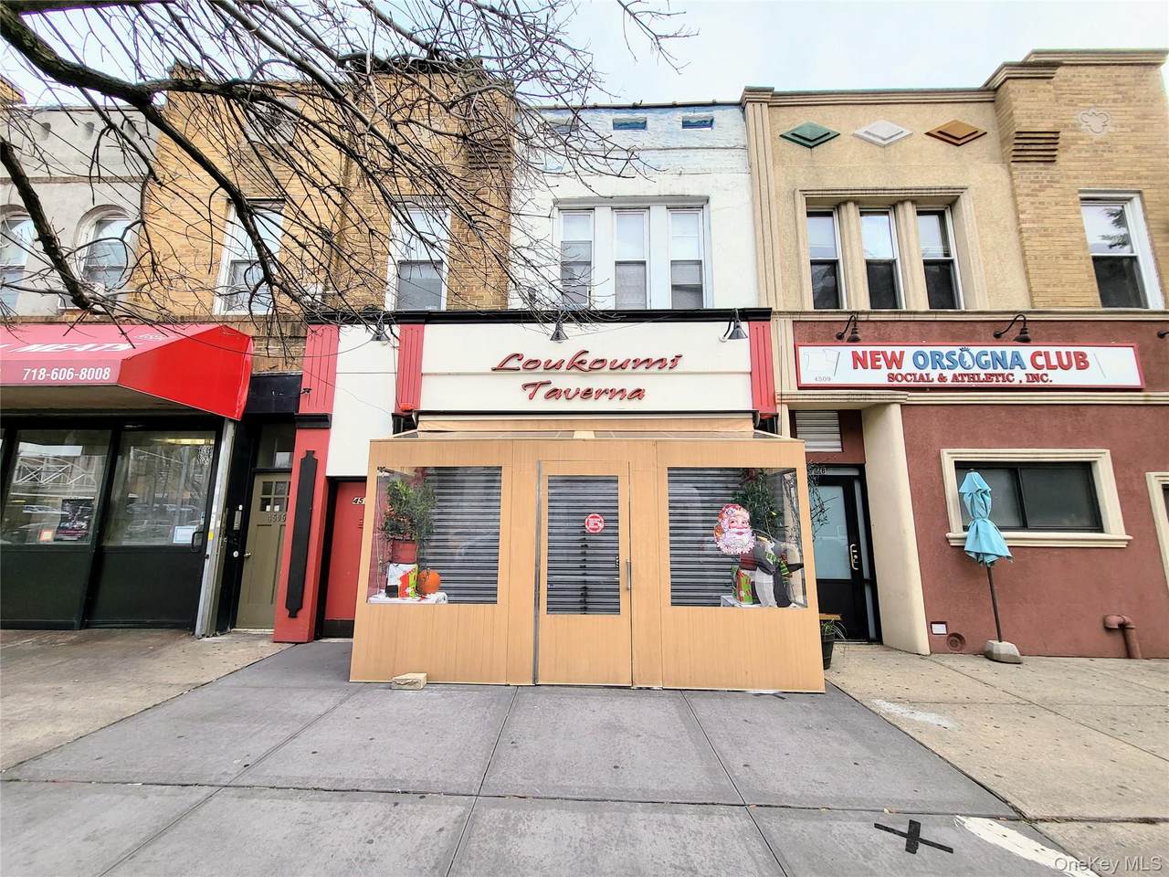 4507 Ditmars Boulevard - Photo 1