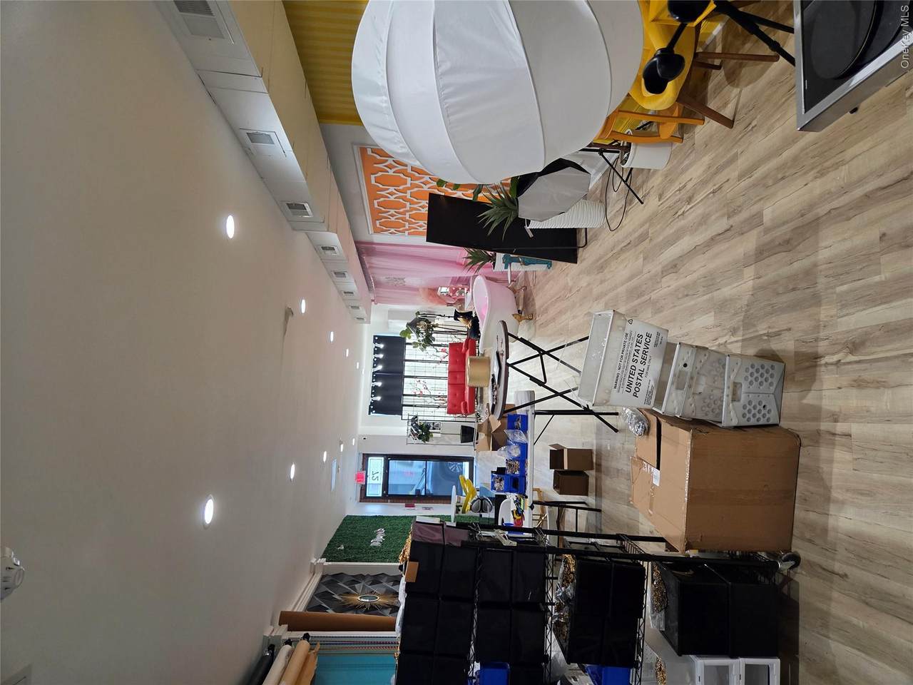 72 S Central Avenue - Photo 1