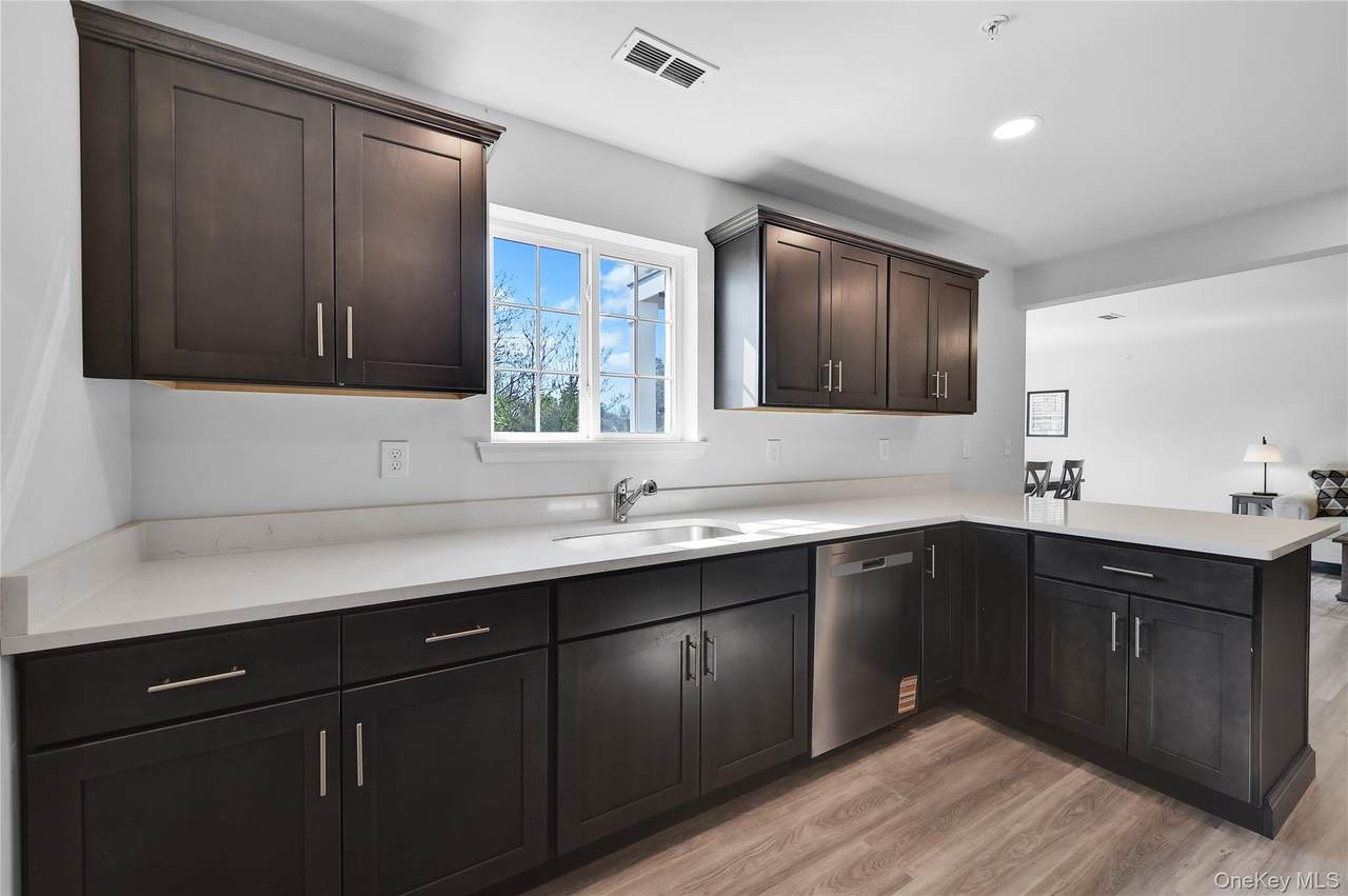 206 Golf Links Road - Photo 1