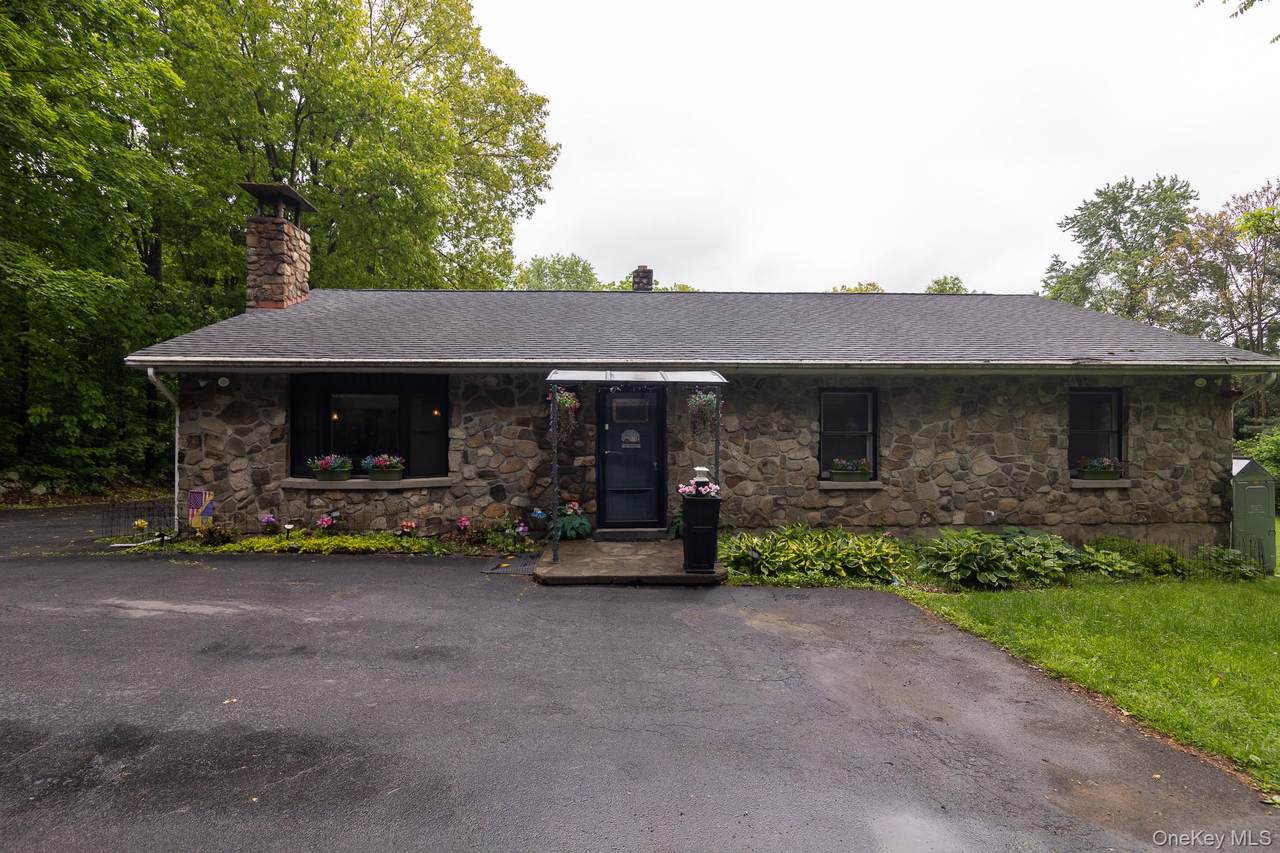 1544 Route 300 - Photo 1