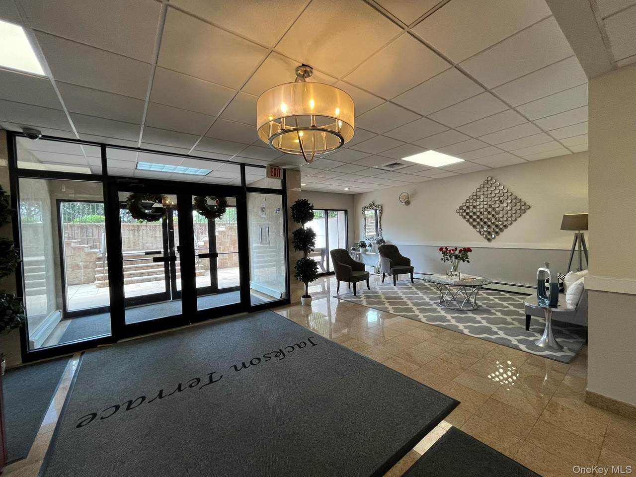 101 Jackson Avenue - Photo 1