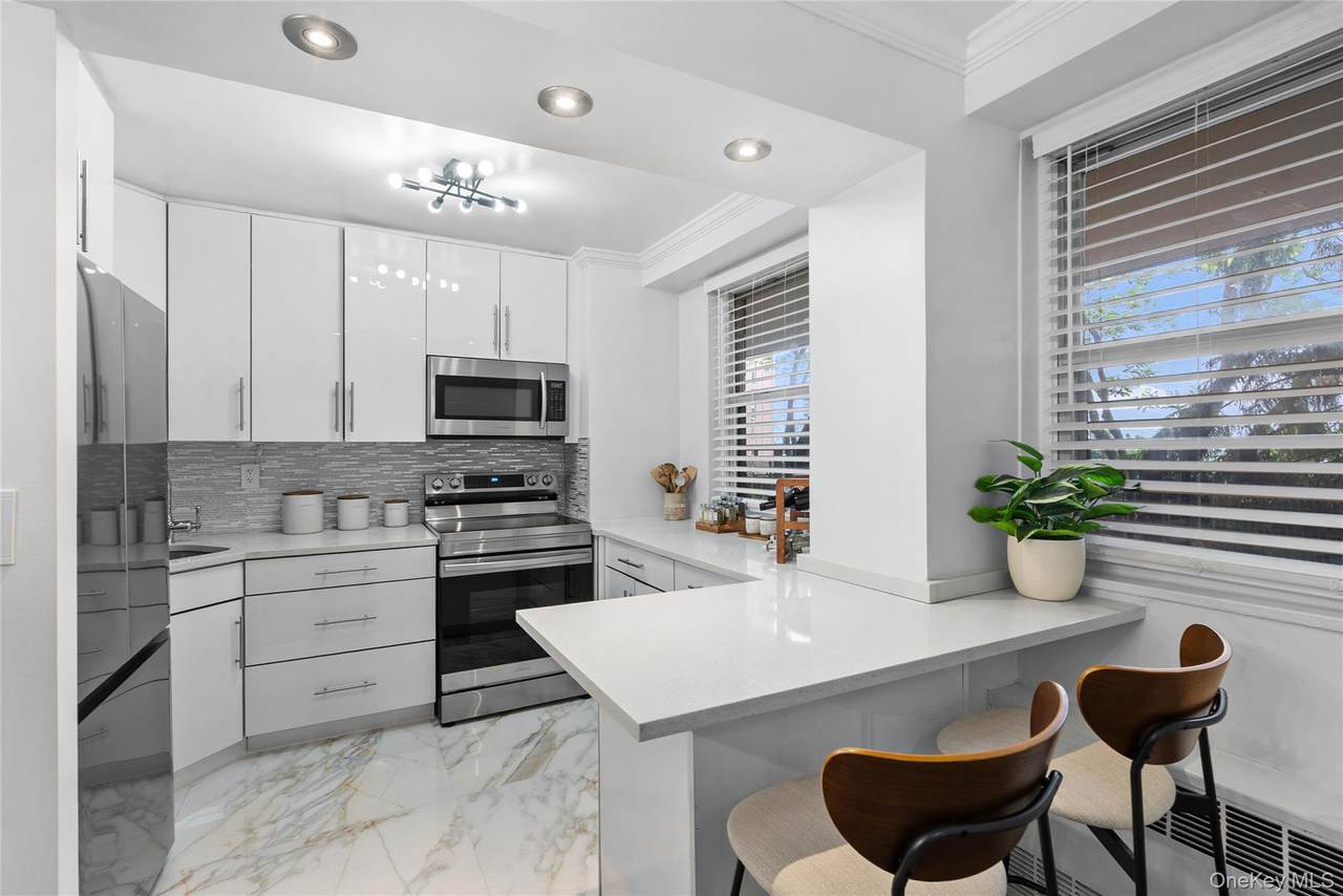 5800 Arlington Avenue - Photo 1