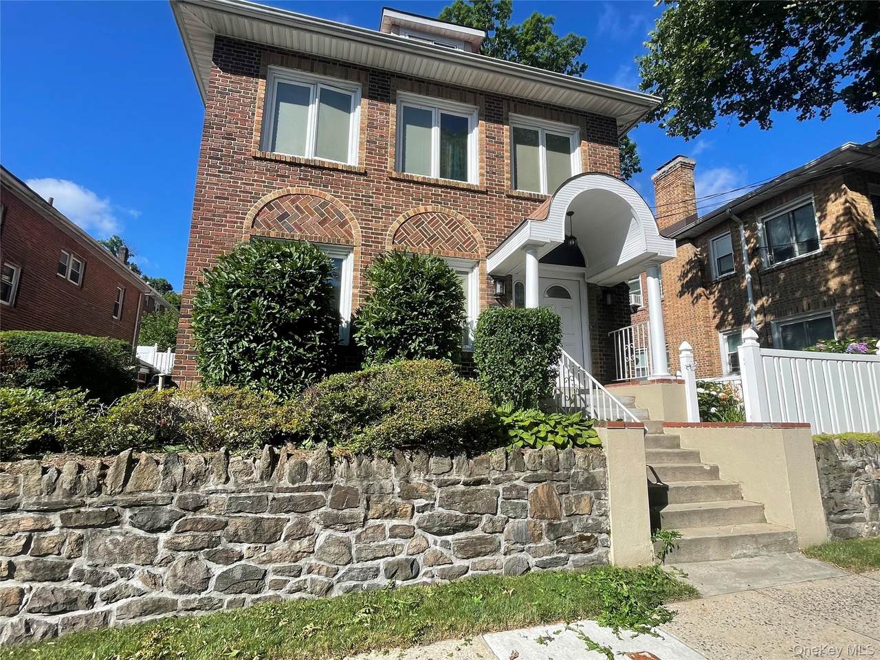 574 3rd Street - Photo 1