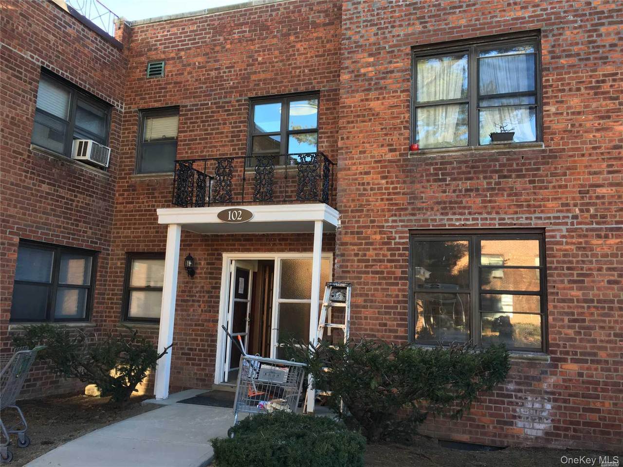 102 Division - Photo 1