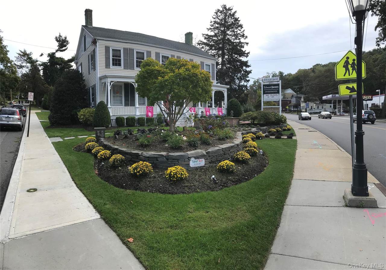 903 Main Street - Photo 1