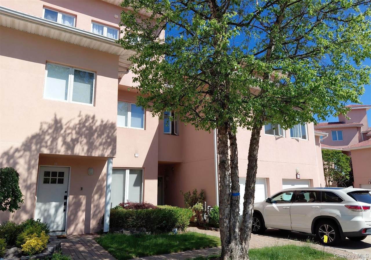 57 Harbour Court - Photo 1