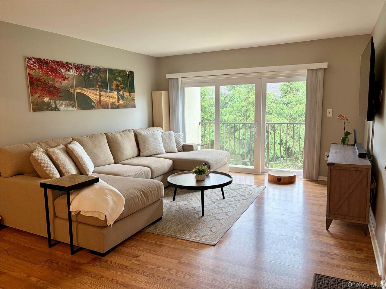 9 Edinburgh Drive - Photo 1
