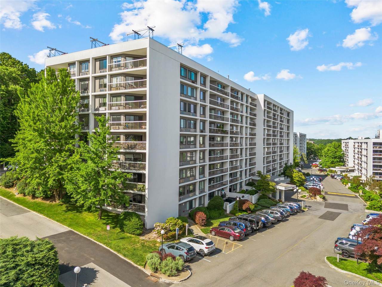 300 High Point Drive - Photo 1