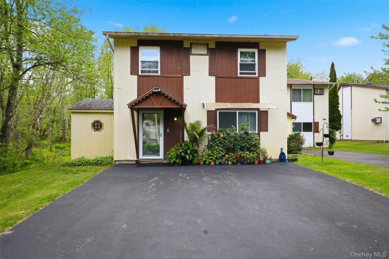 51 Peter Way - Photo 1