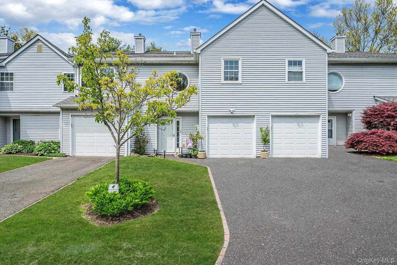 1405 Sara Circle - Photo 1