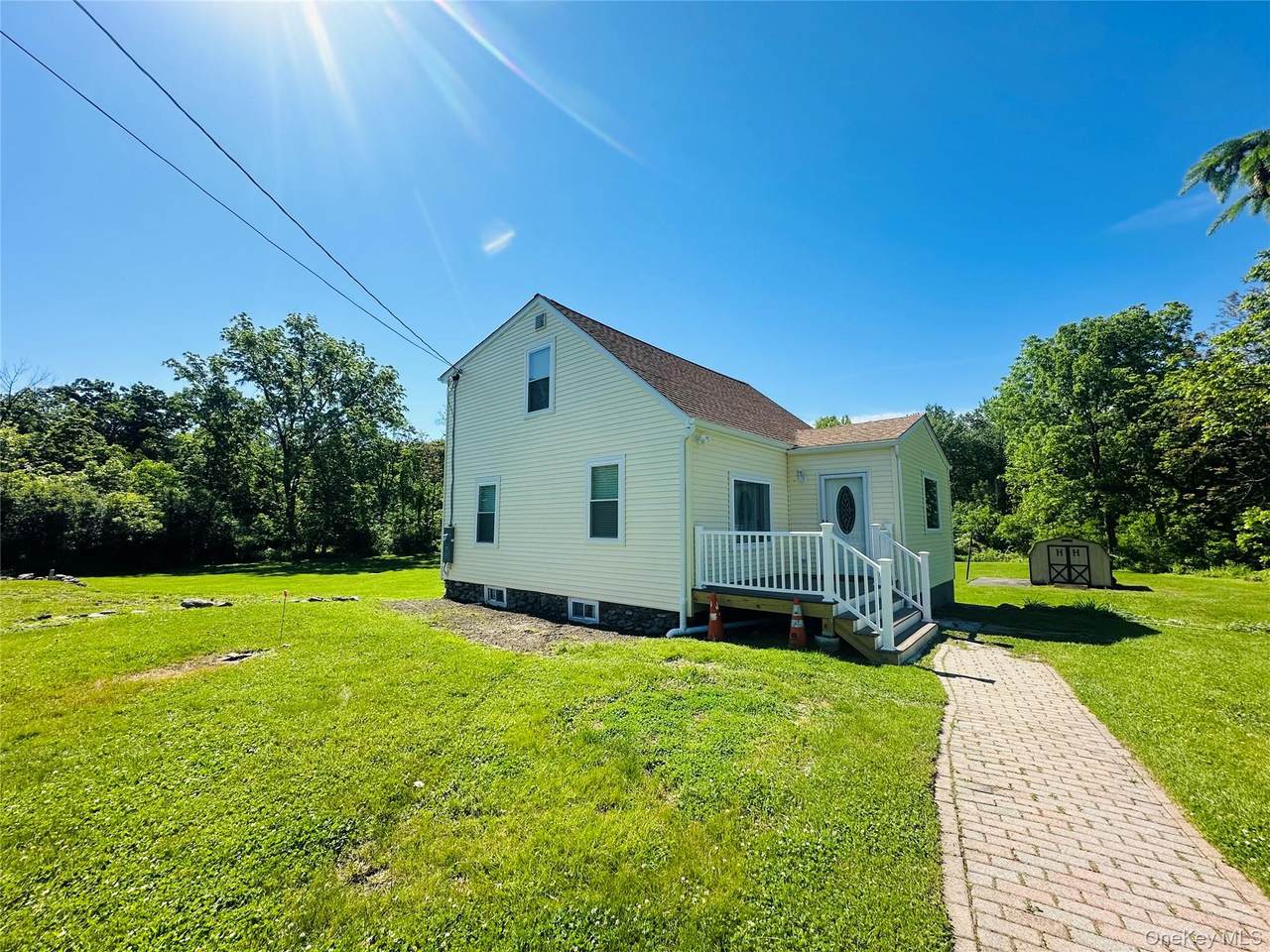 26 Spring St - Photo 1