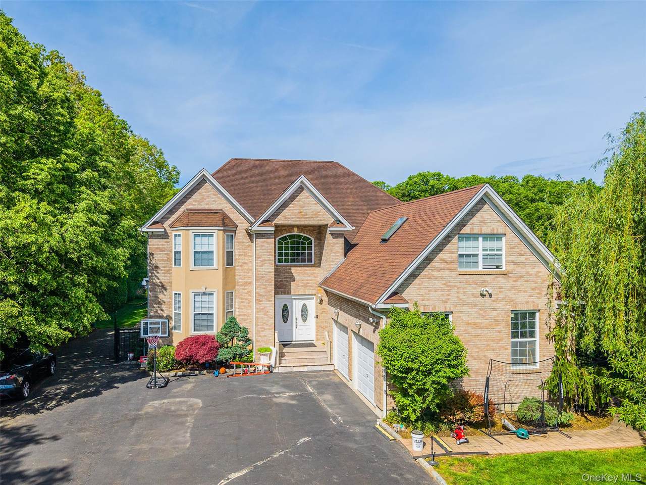 183 Oakfield Avenue - Photo 1