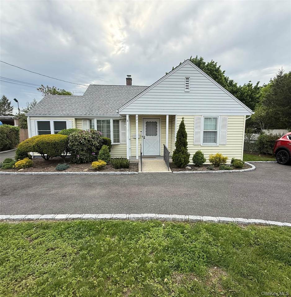 221 Stewart Avenue - Photo 1