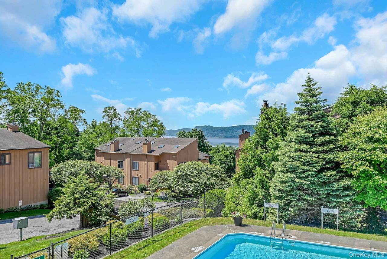 3 Hudson View Hill - Photo 1