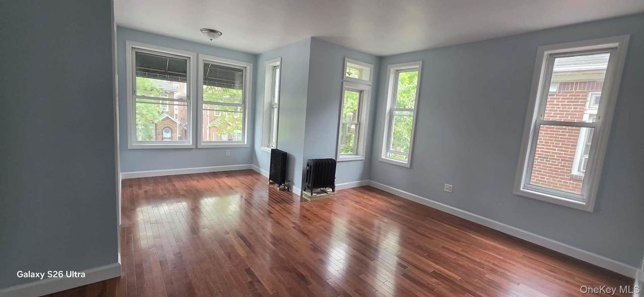 33-30 89th Street - Photo 1