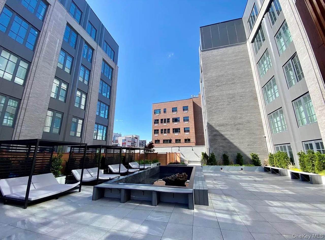 https://bt-photos.global.ssl.fastly.net/wpmls/1280_boomver_1_1005415-1.jpg