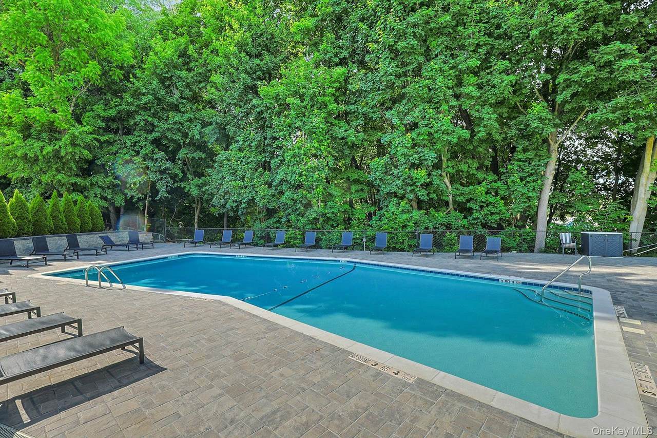 100 Chateau Lane - Photo 1
