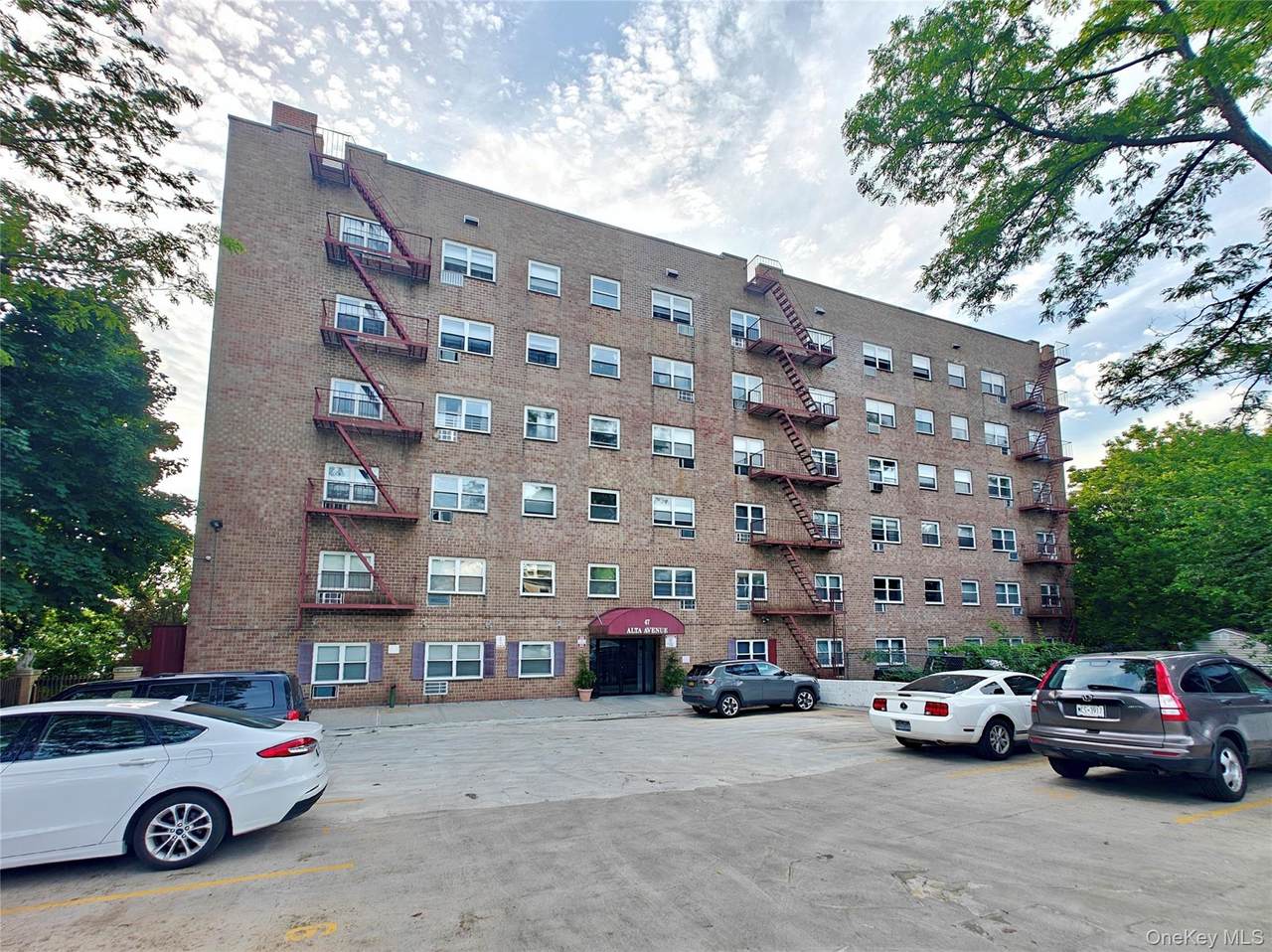 47 Alta Avenue - Photo 1