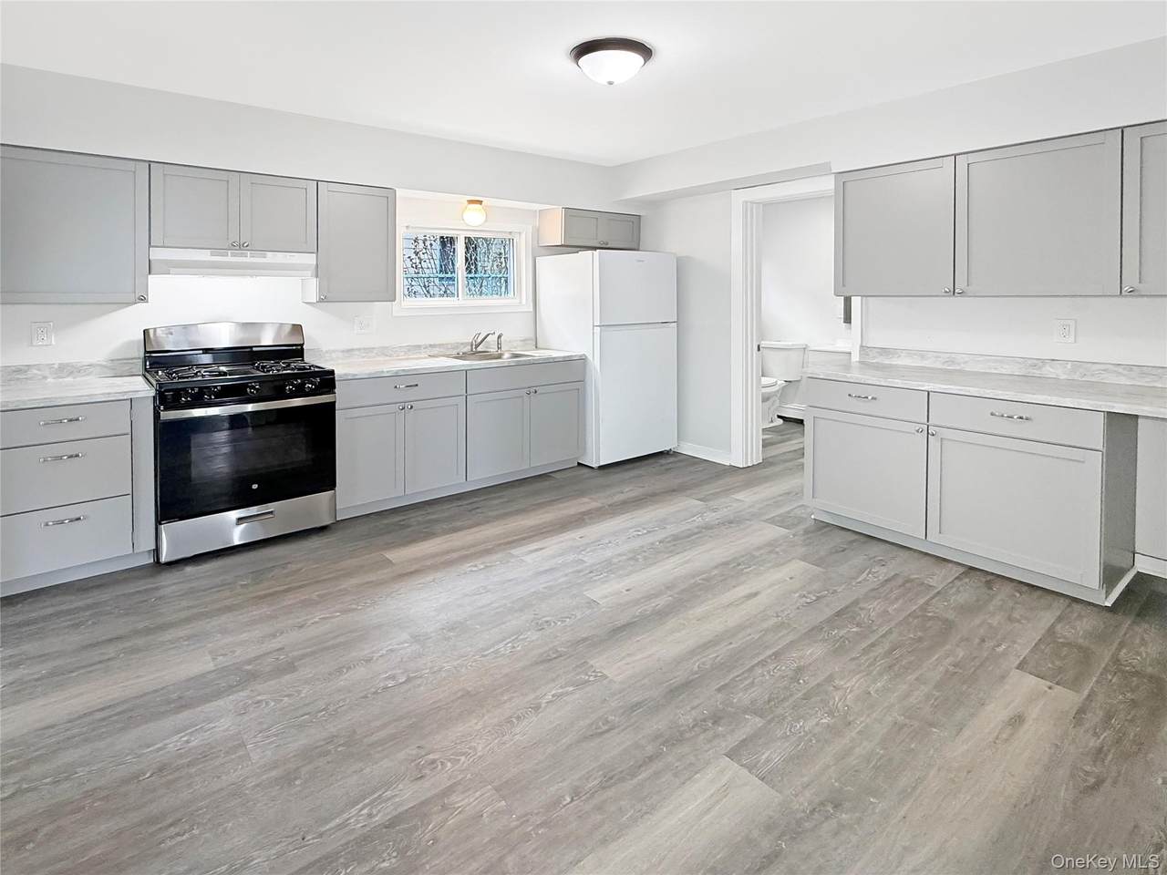 9 King Street - Photo 1