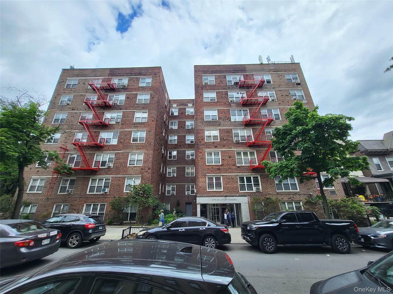 3176 Decatur Avenue - Photo 1