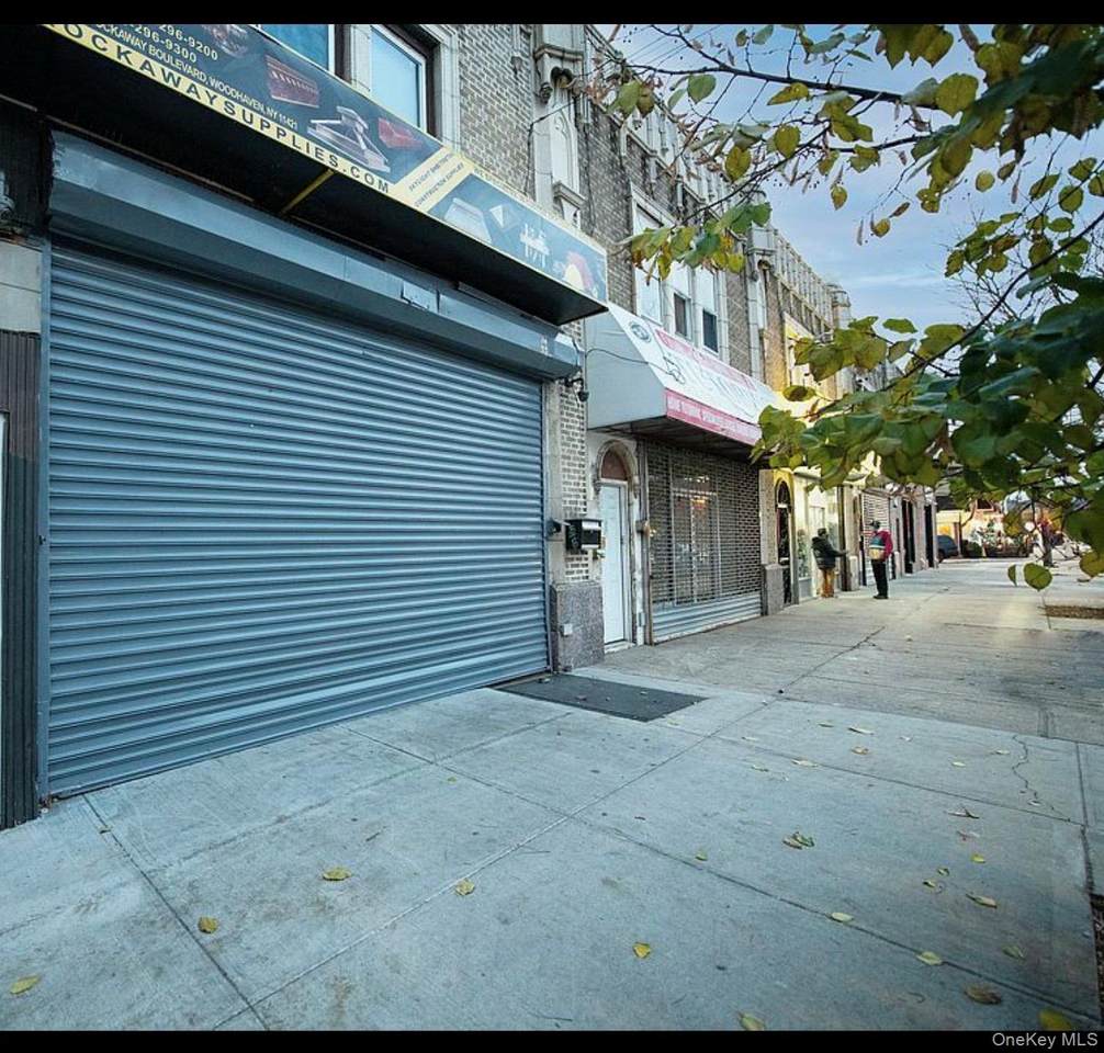 76-12 Rockaway Boulevard - Photo 1