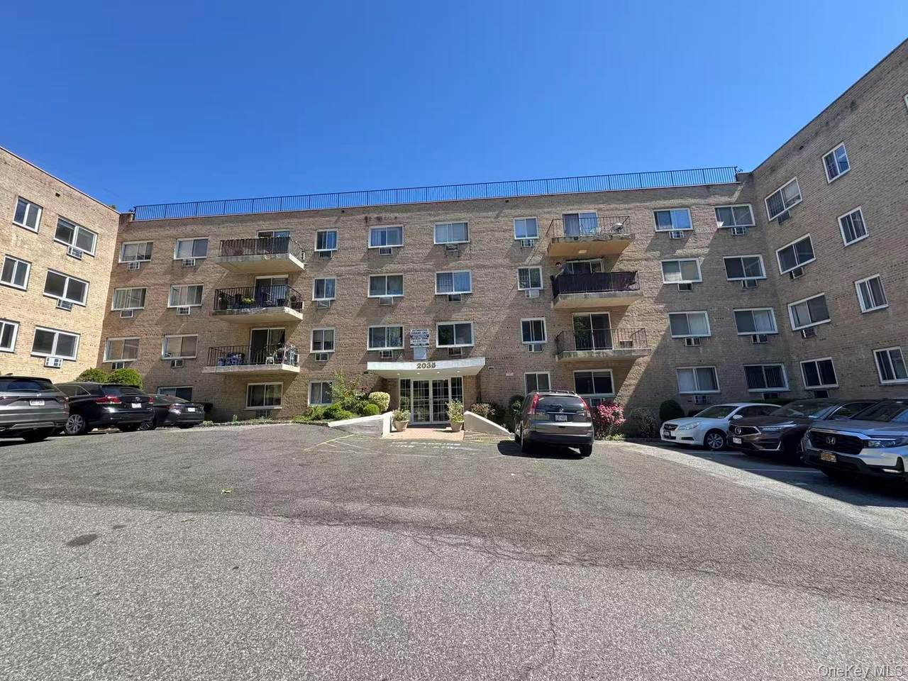 2035 Central Park Avenue - Photo 1