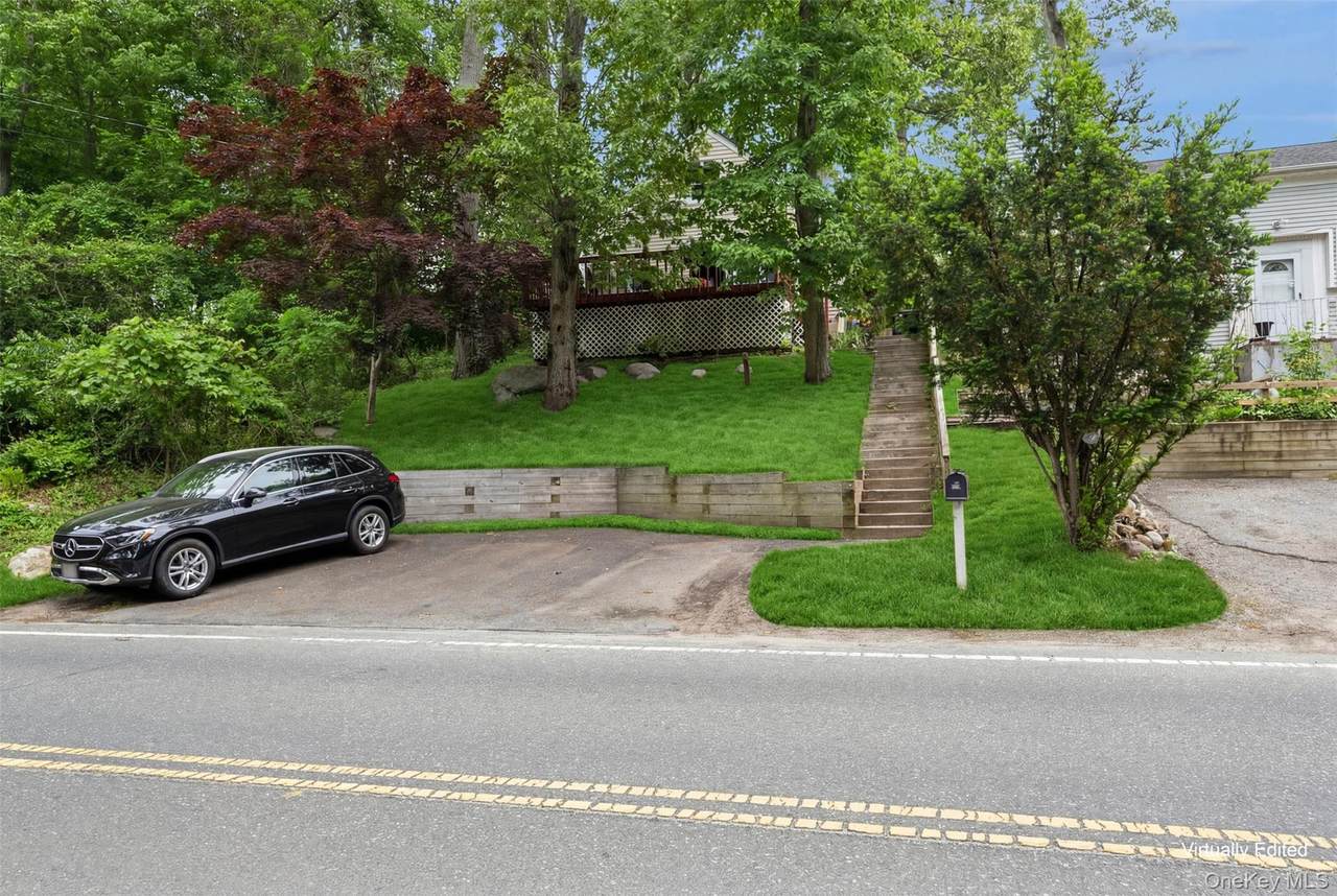 127 Hallock Landing Road - Photo 1