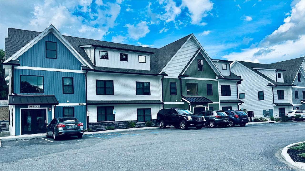 2 South Hills - Photo 1