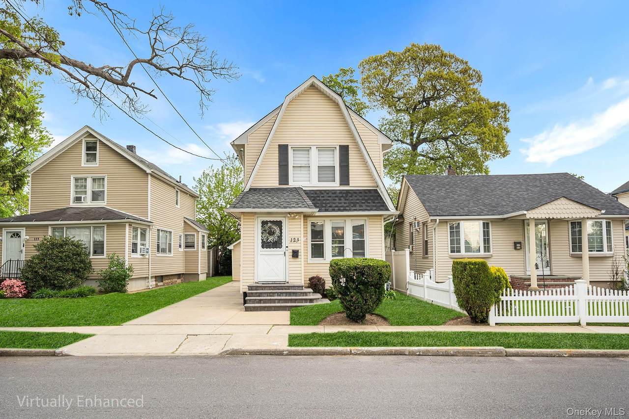 123 East Avenue - Photo 1