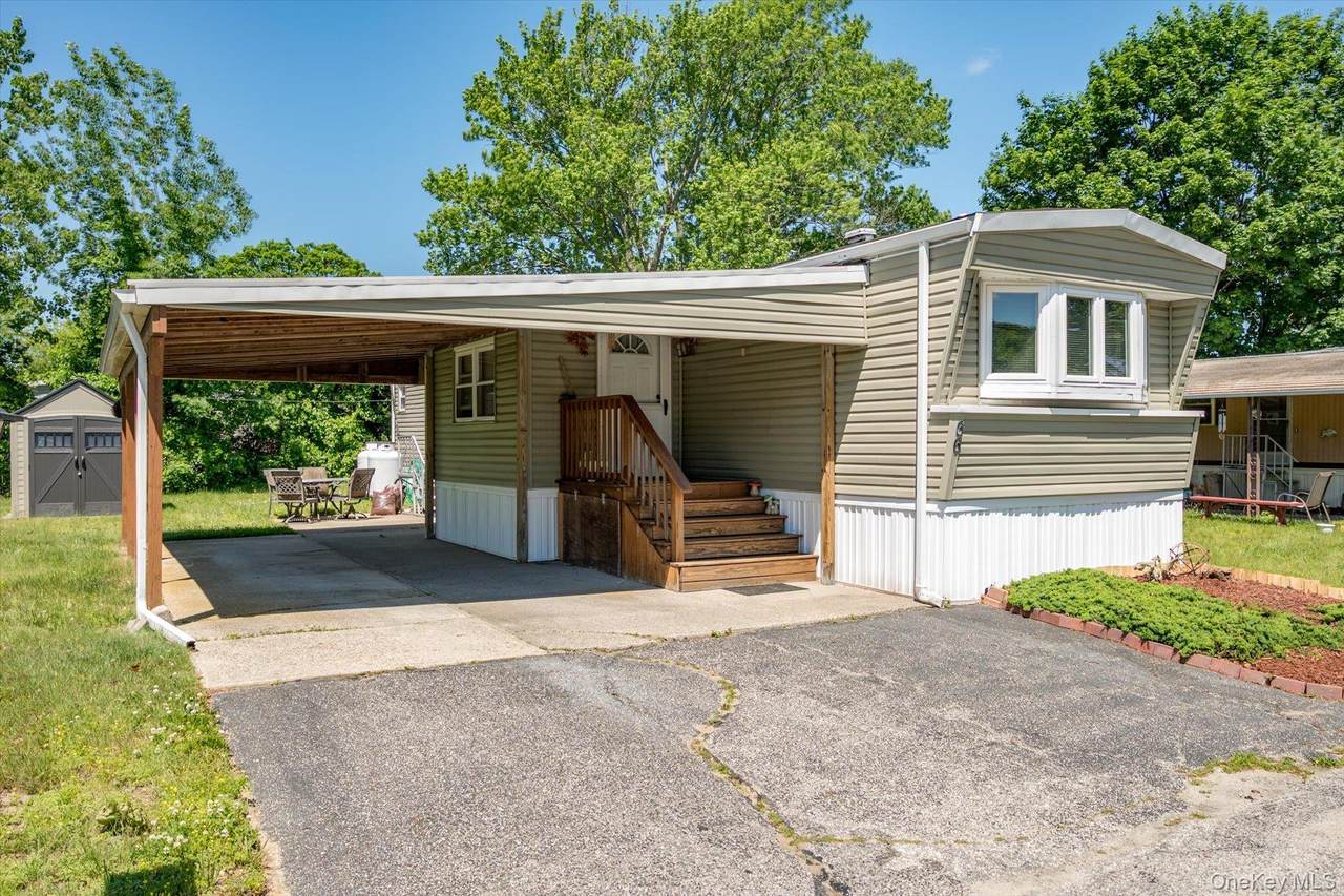 66 Minuteman Drive - Photo 1