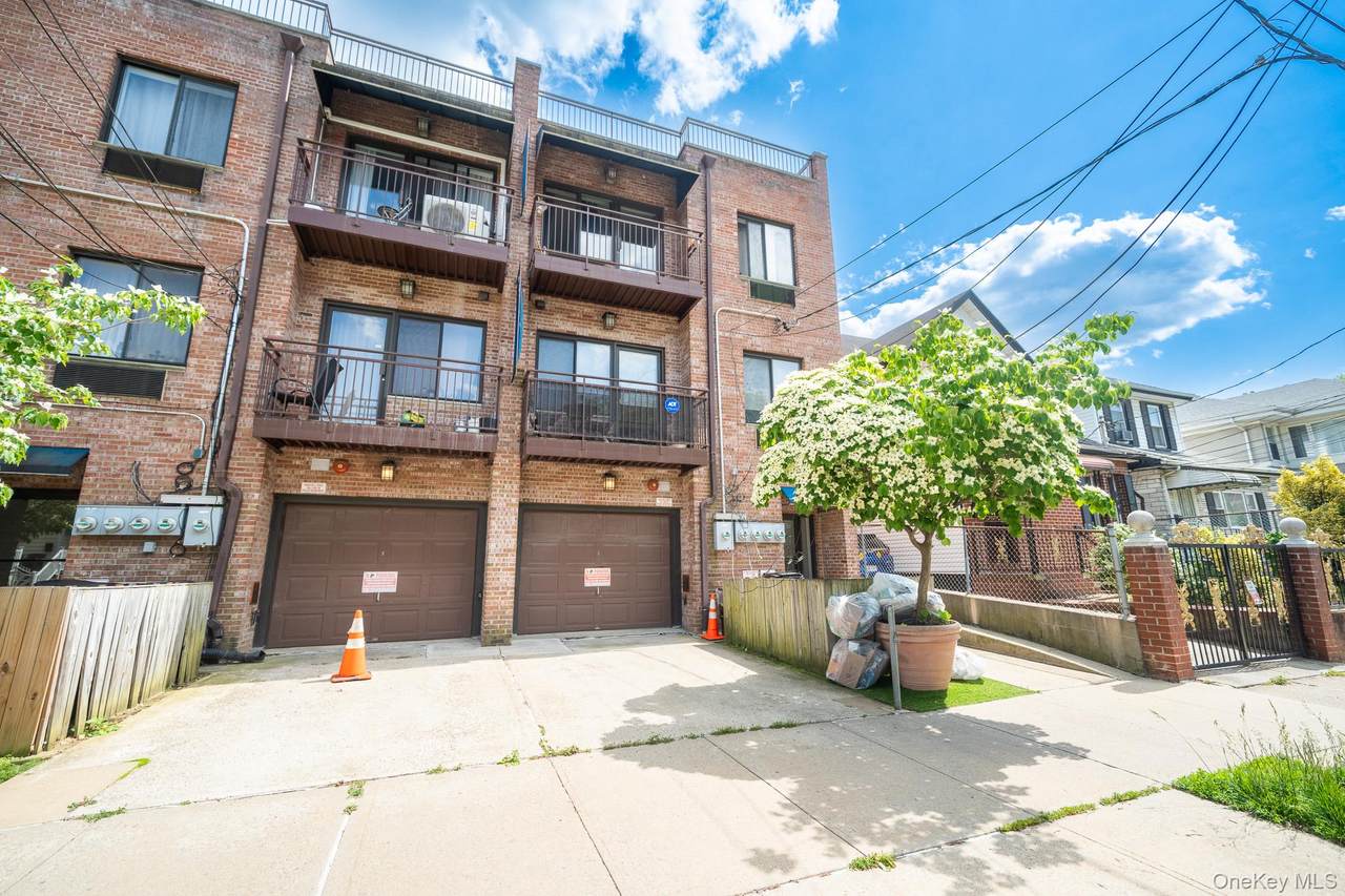 17524 89th Avenue - Photo 1