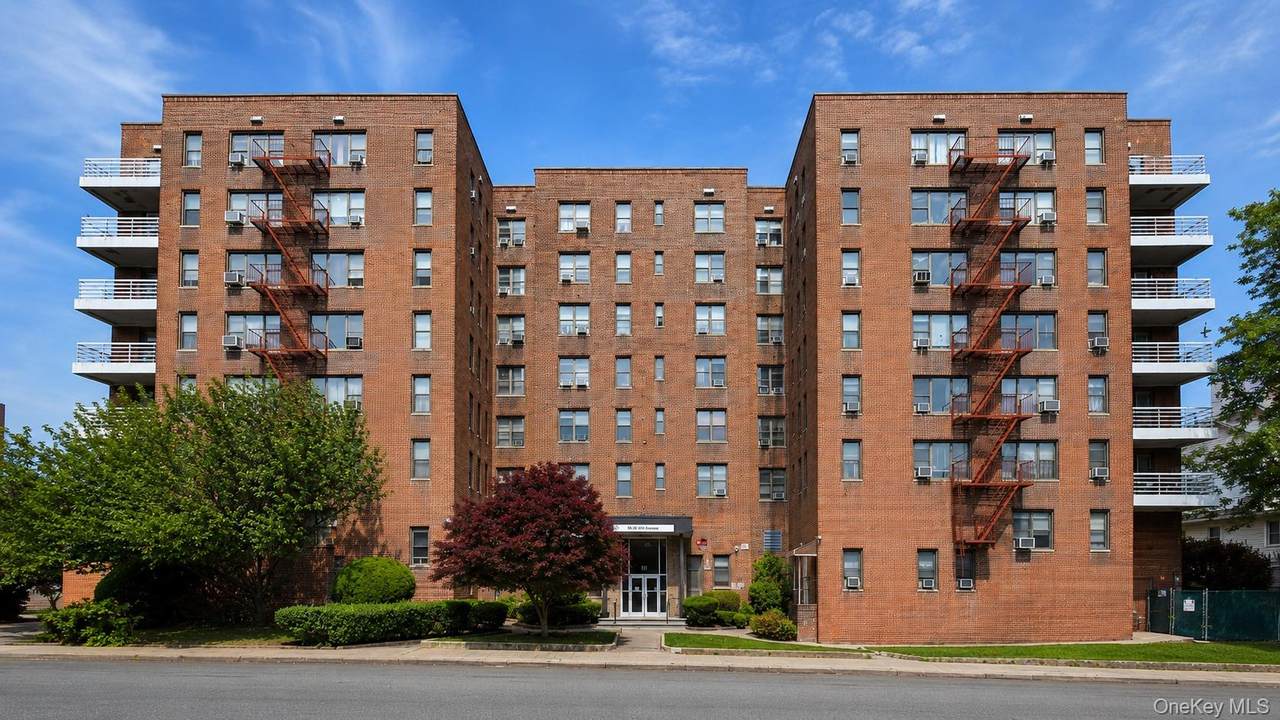 11 Bronx River Road - Photo 1