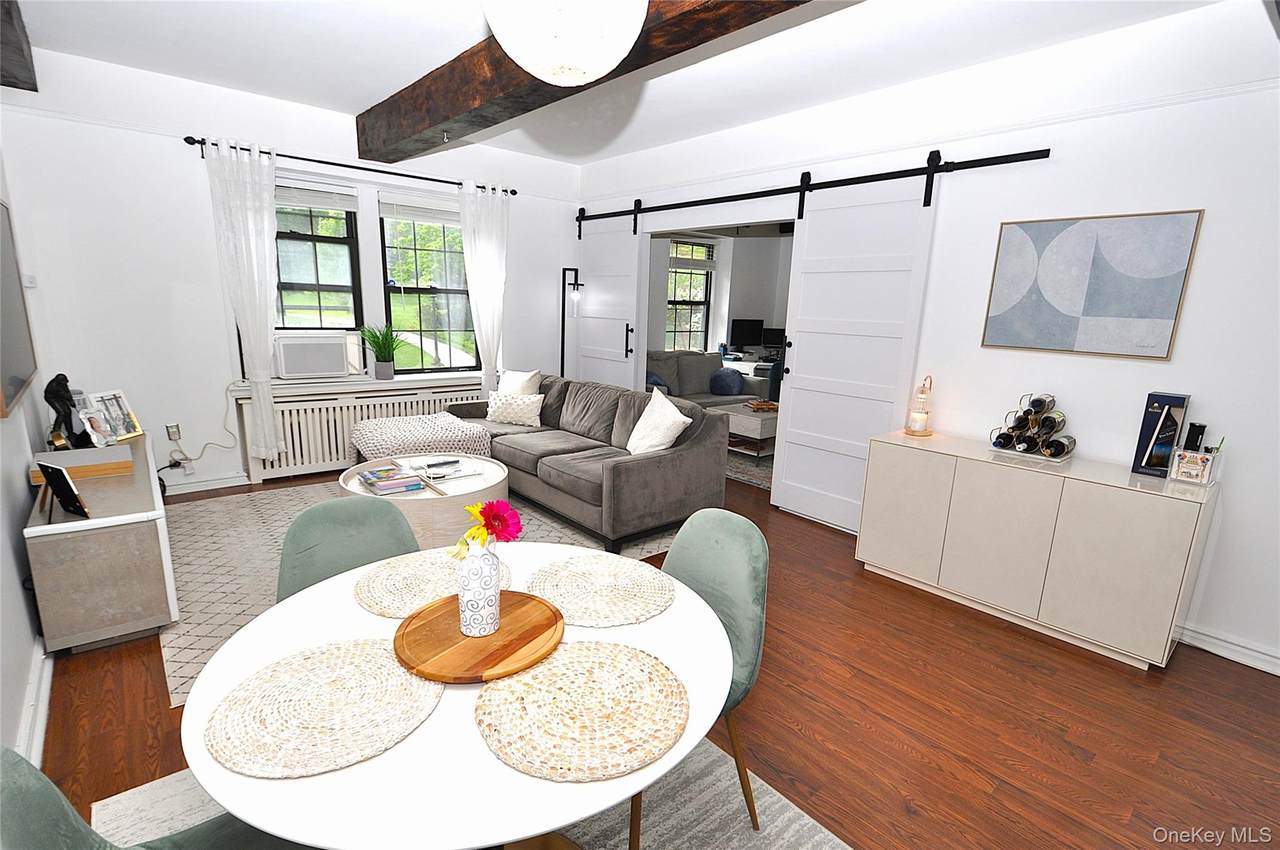 192 Garth Road - Photo 1