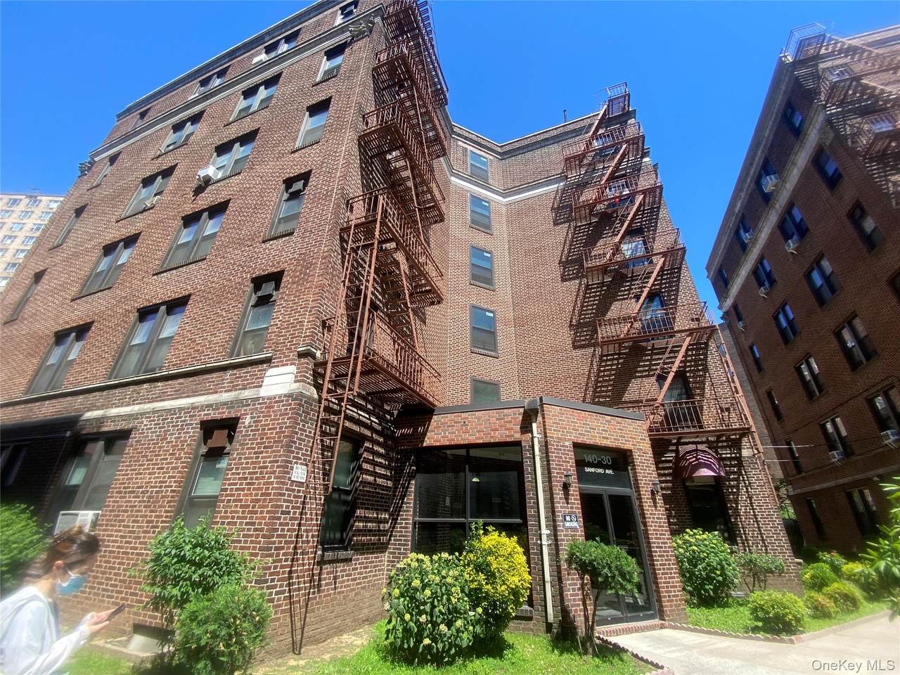 140-30 Sanford Avenue - Photo 1