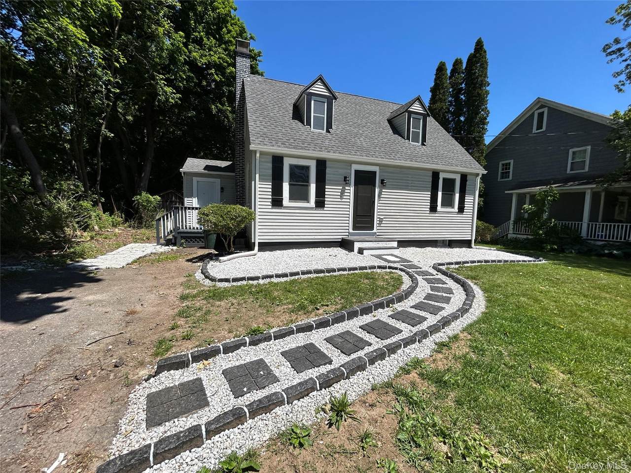 32 Reimer Avenue - Photo 1