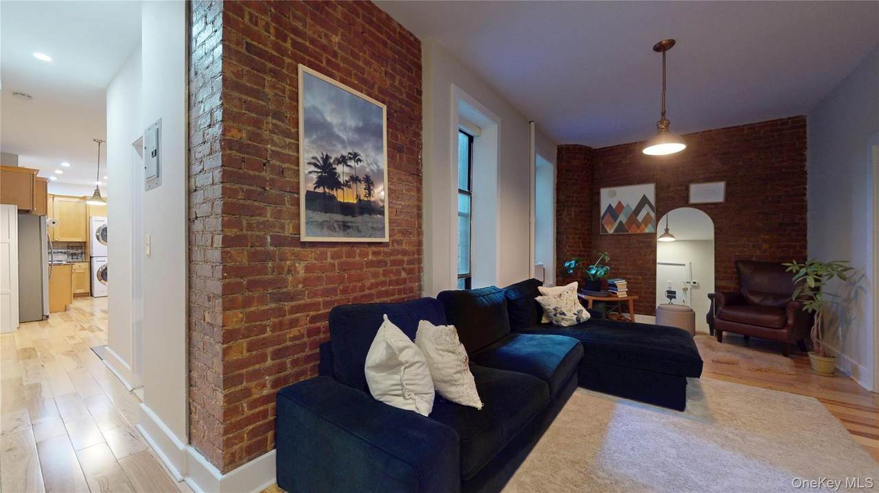 454 152nd Street - Photo 1