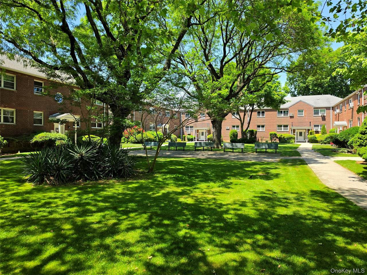 88-27 Shore Parkway - Photo 1