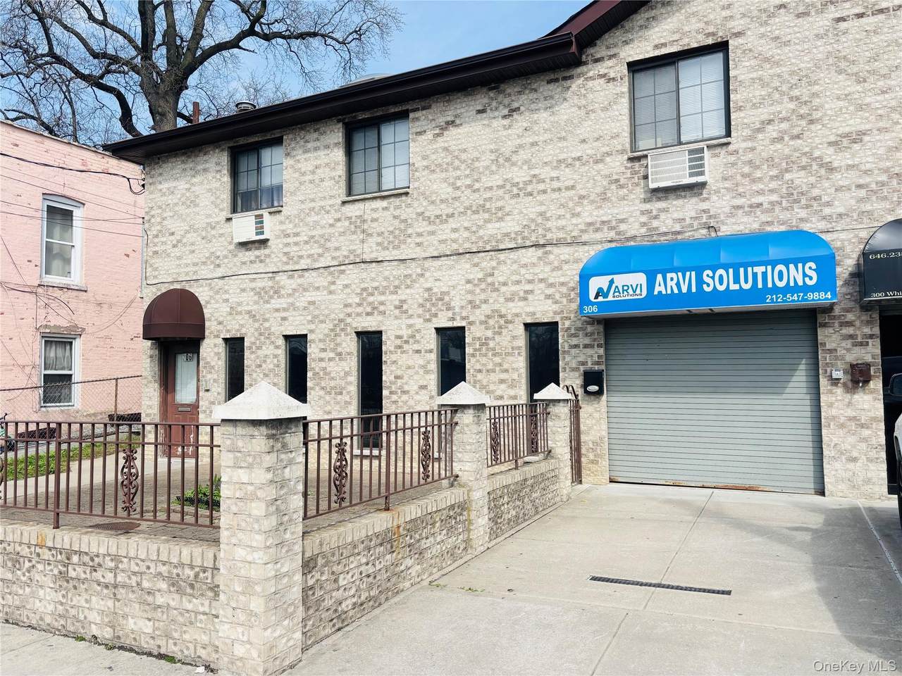 306 White Plains Road - Photo 1