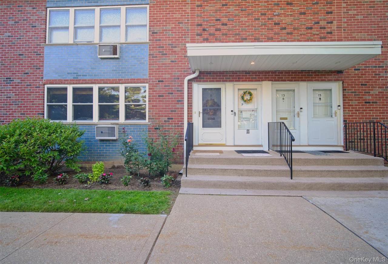 9 Farber Drive - Photo 1