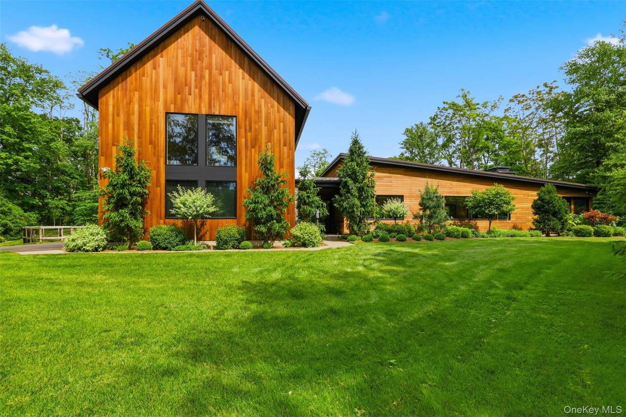 44 Woodlands Trail - Photo 1