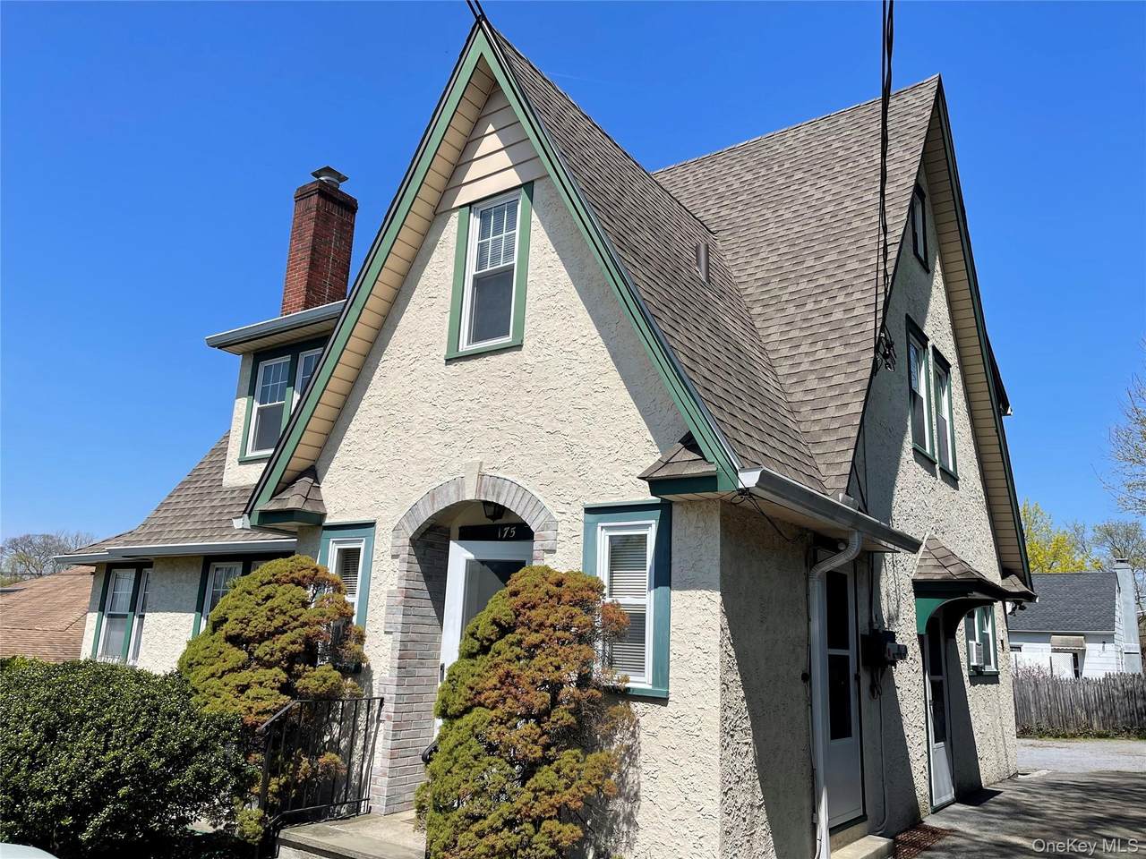 175 Woodruff Avenue - Photo 1