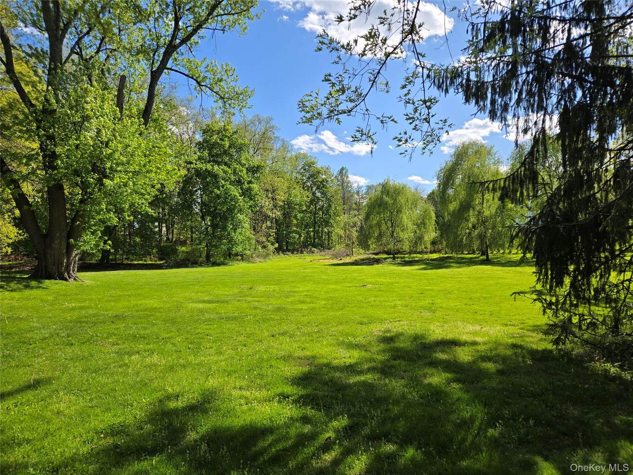 15 Rockledge Road - Photo 1