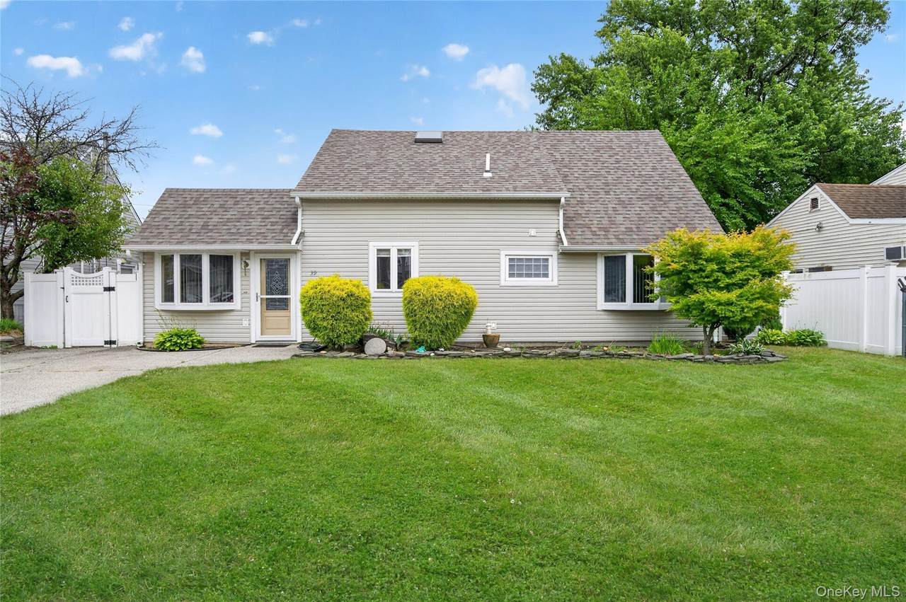 39 Boat Lane - Photo 1