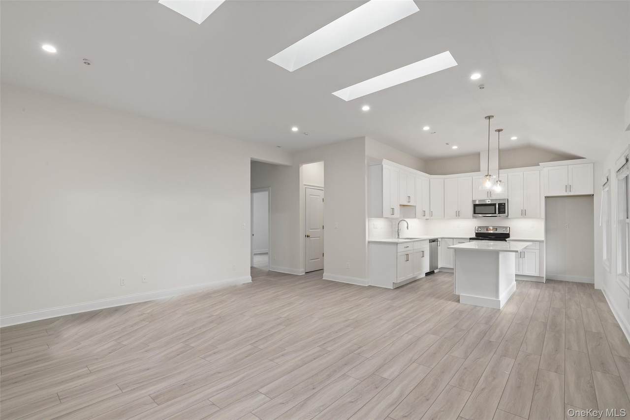 225 Katonah Avenue - Photo 1