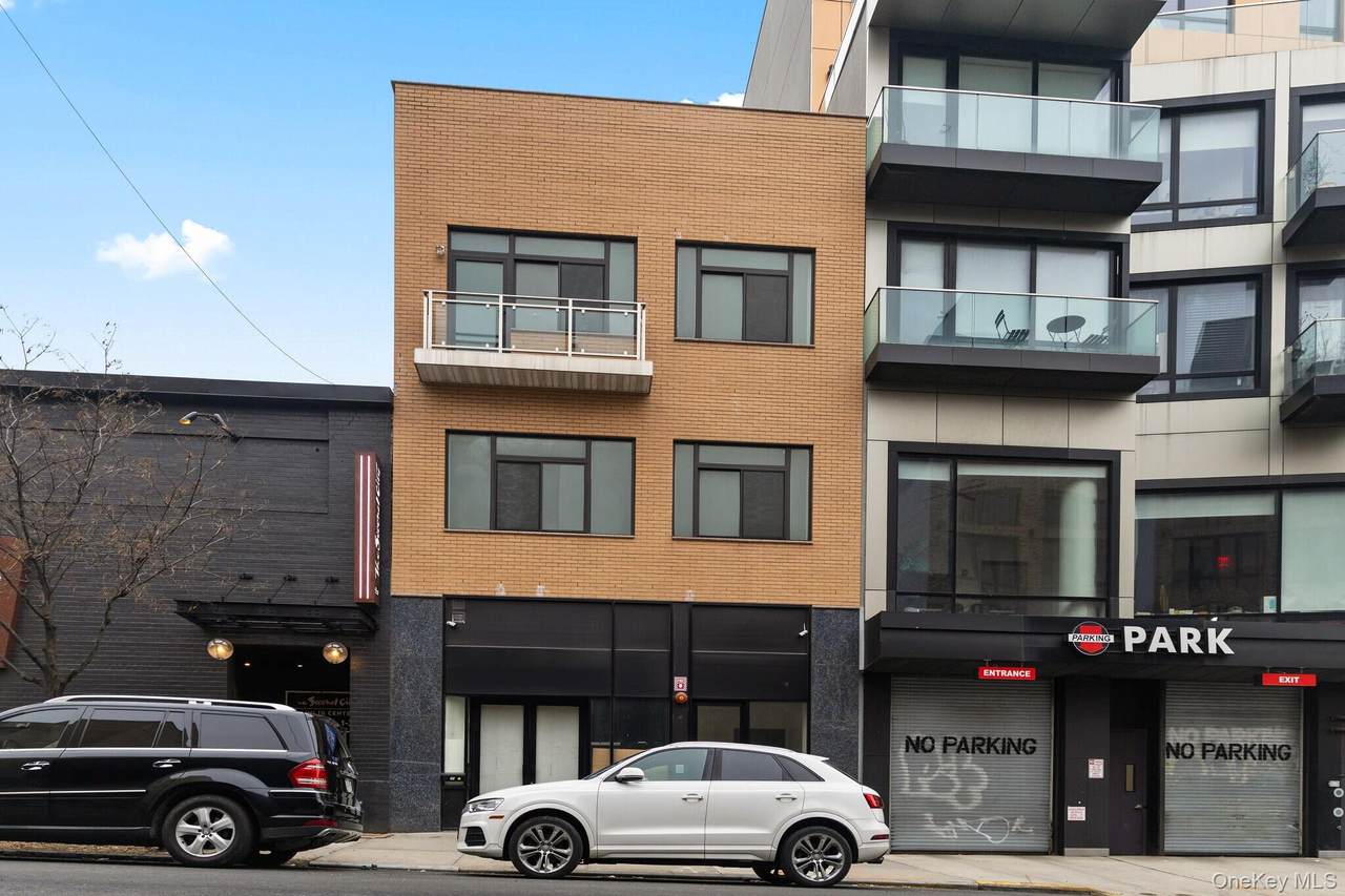 62 9th Street - Photo 1