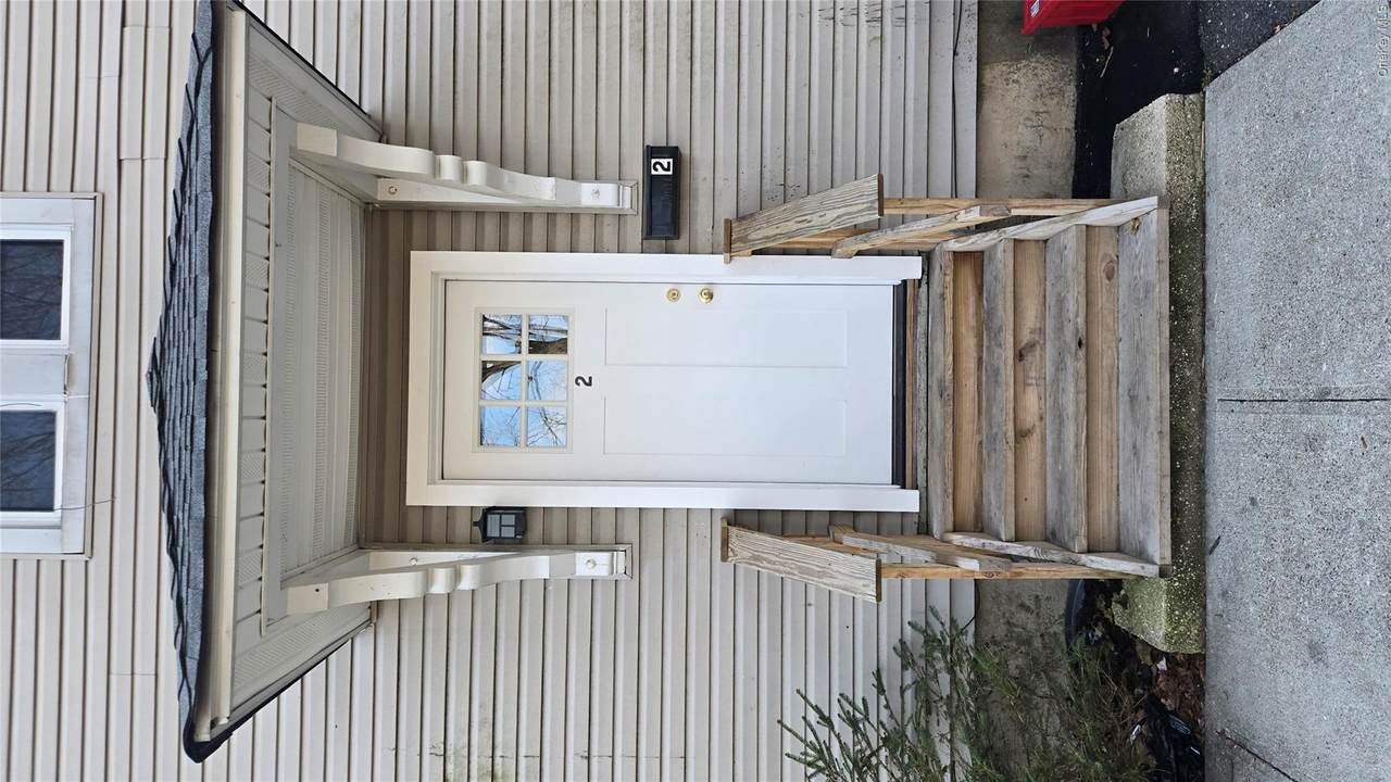 91 Wyman Avenue - Photo 1