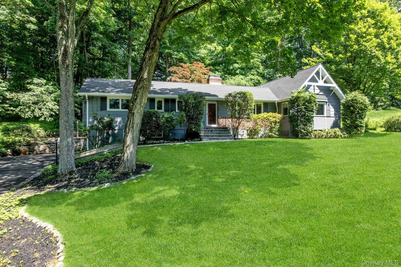 15 Deerfield Lane - Photo 1