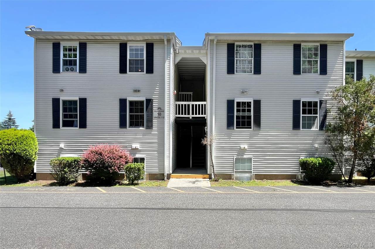 18 Lexington Hill - Photo 1