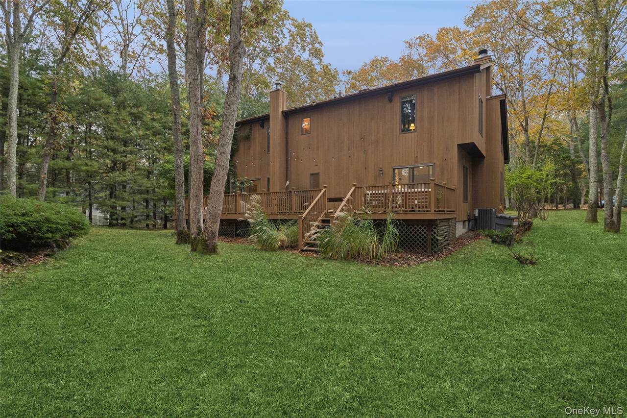 15 Mount Misery Drive - Photo 1